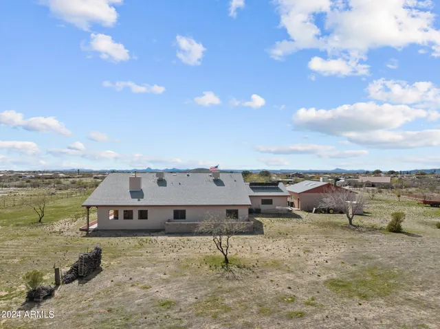 $725,000 | 22900 West Hylton Street, Congress, AZ 85332