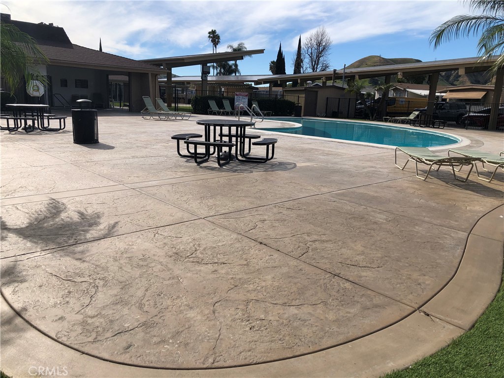 4901 Green River Road, Unit 319 Corona, CA 92878 - Photo 40 of 43