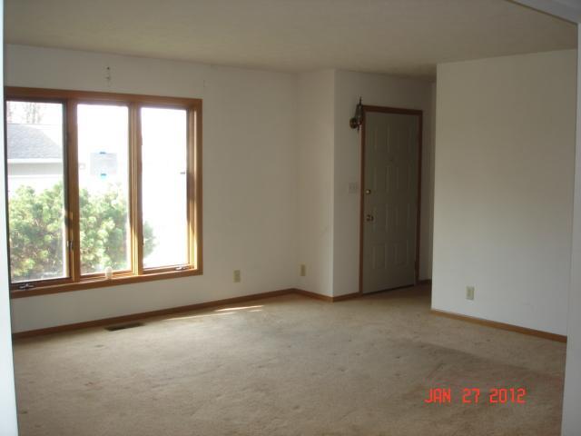320 Adams Street Pendleton, IN 46064 - Photo 3 of 8