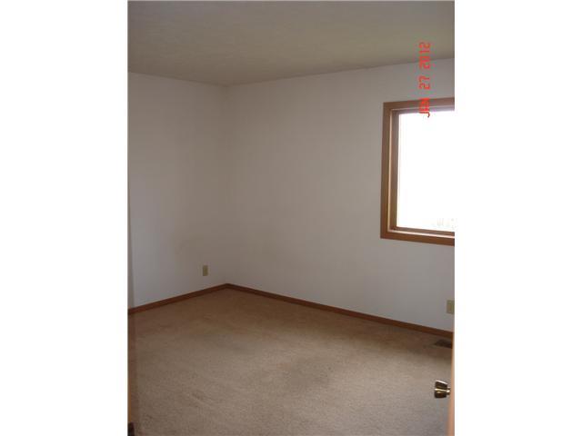 320 Adams Street Pendleton, IN 46064 - Photo 6 of 8