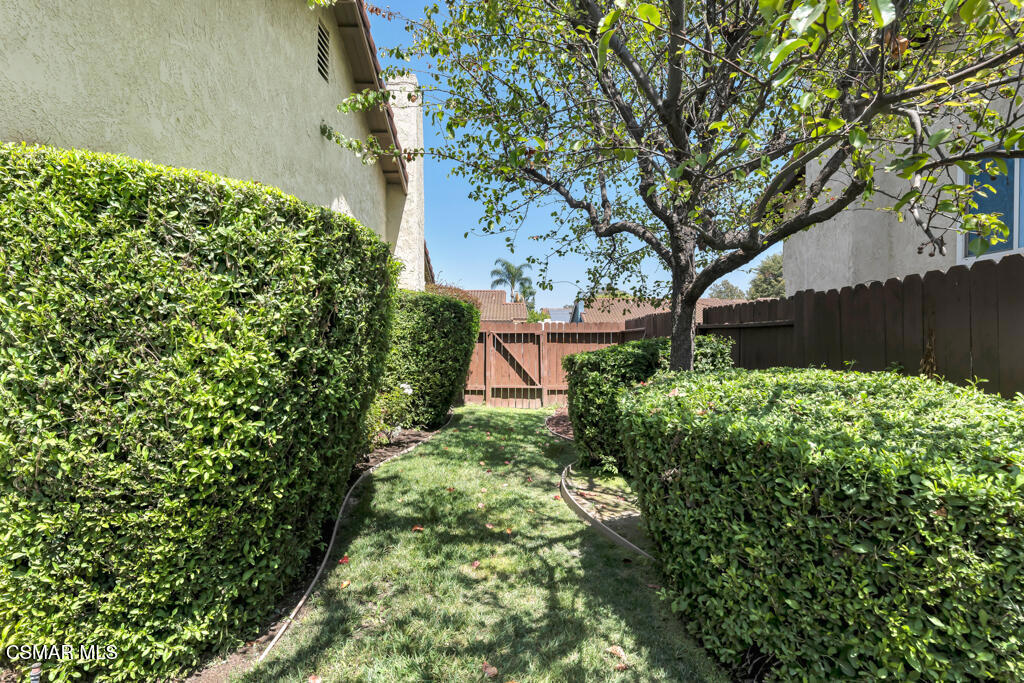 4745 Avedon Road Moorpark, CA 93021 - Photo 33 of 41
