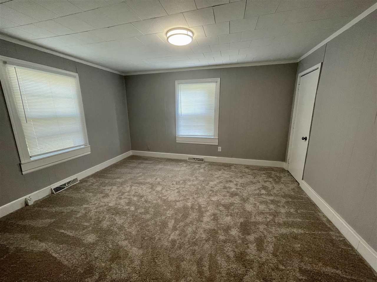 1412 Beacon Street Roxboro, NC 27573 - Photo 5 of 10 Photo 5