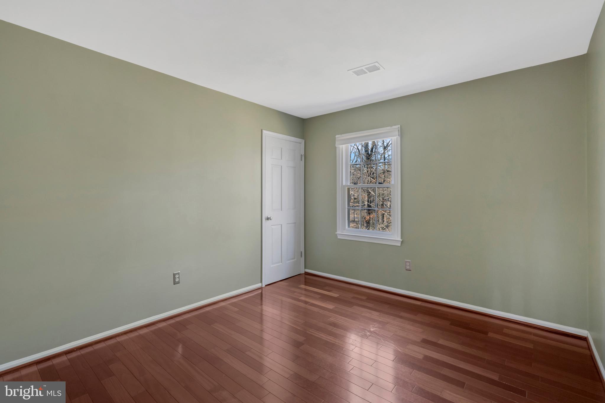 8012 Stillbrooke Road Manassas, VA 20112 - Photo 32 of 53 Gallery Image 32