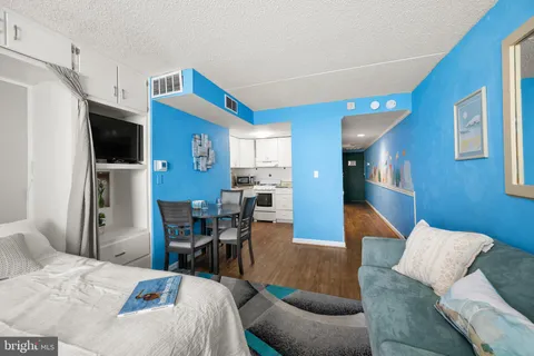 $299,900 | 10900 Coastal Highway, Unit 910, Ocean City, MD 21842