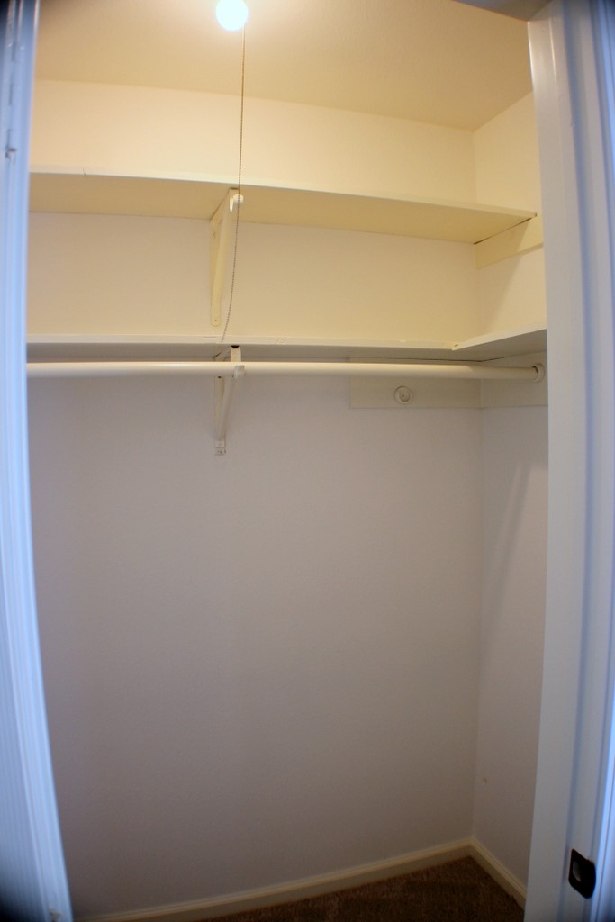5100 Allendale Road, Unit 207 Houston, TX 77017 - Photo 20 of 34 WALK-IN CLOSET