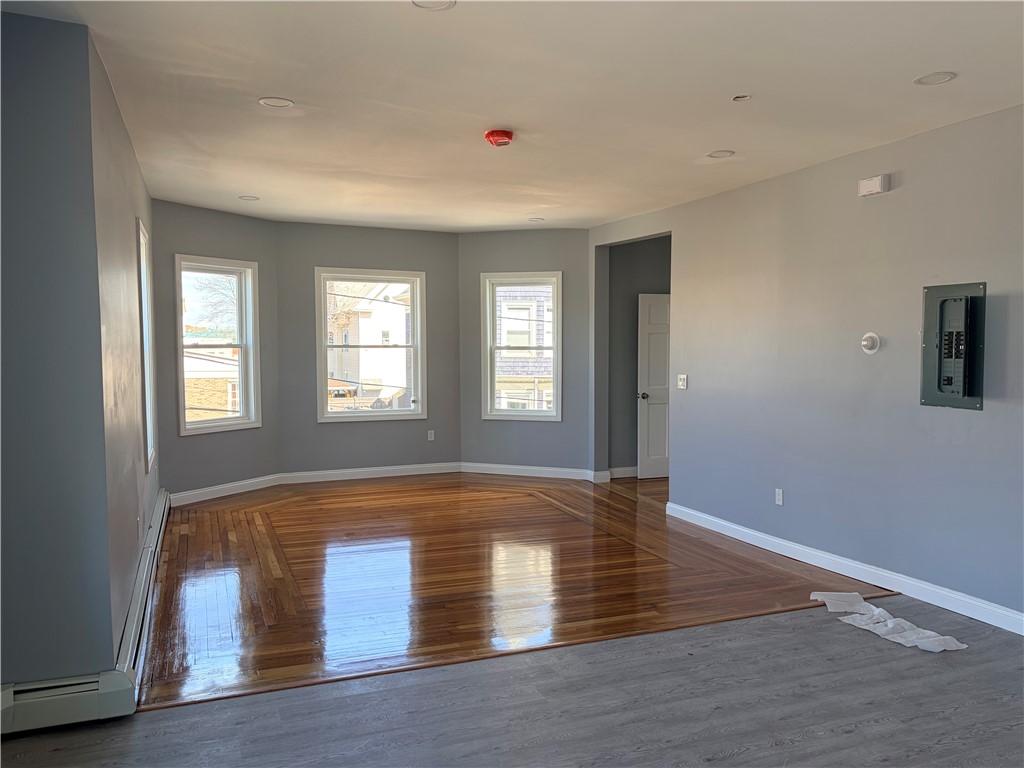 98 Whitmarsh Street Providence, RI 02907 - Photo 5 of 16