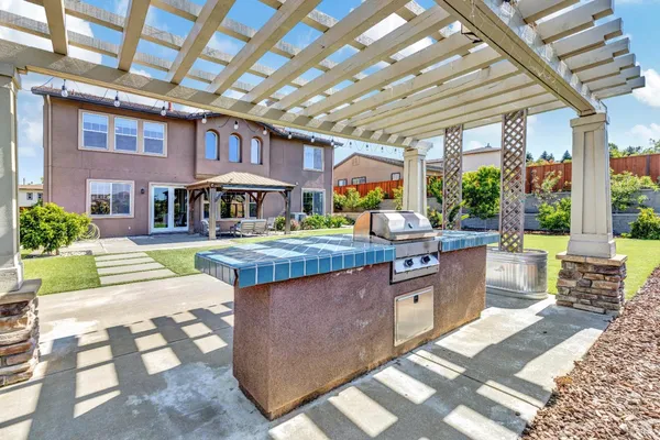 $1,370,000 | 378 Piercy Drive, Benicia, CA 94510