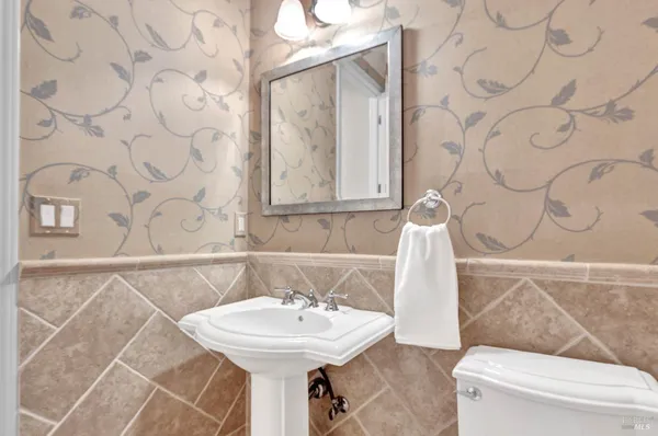 $1,370,000 | 378 Piercy Drive, Benicia, CA 94510