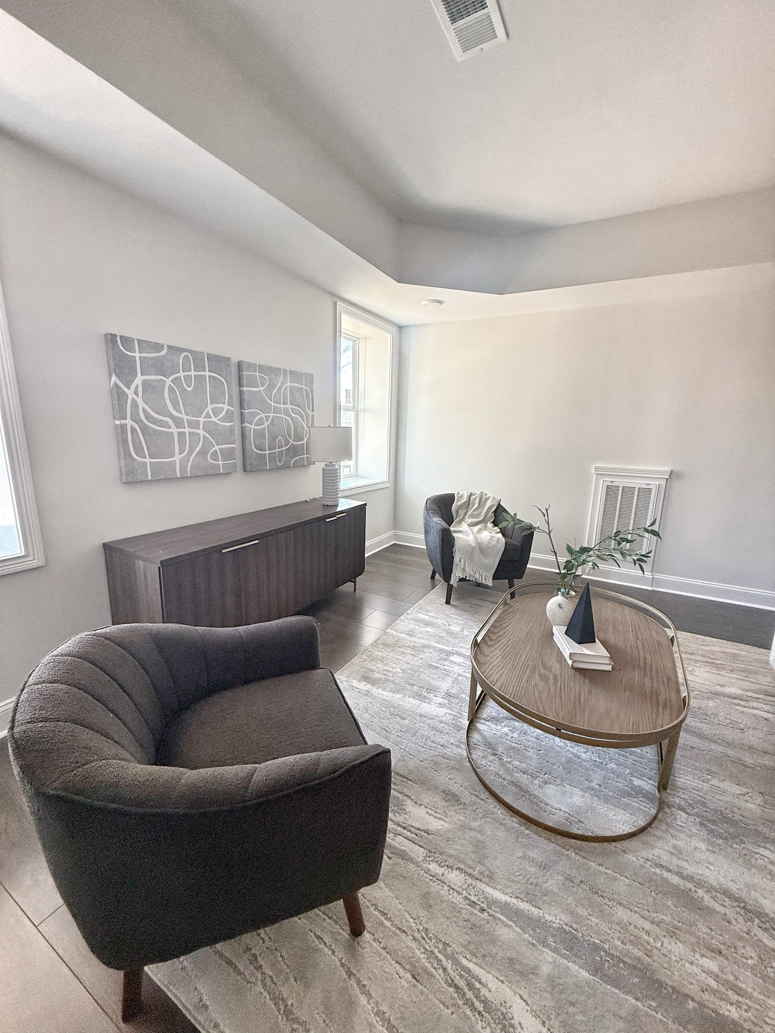 865 Burley Barn Road Clarksville, TN 37042 - Photo 33 of 44 a living room with furniture and a couch