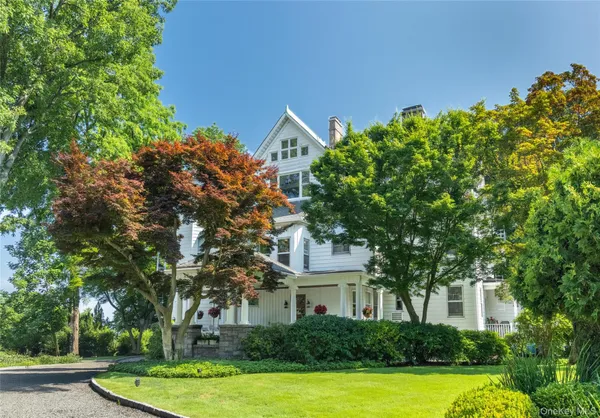$840,000 | 38 Oliphant Avenue, Unit 6, Dobbs Ferry, NY 10522