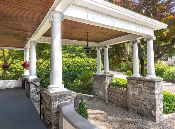 $840,000 | 38 Oliphant Avenue, Unit 6, Dobbs Ferry, NY 10522