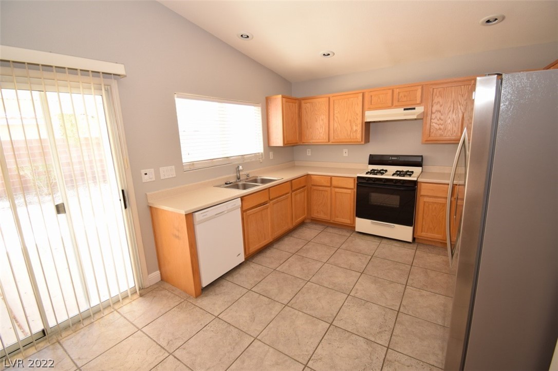 2289 Chestnut Ranch Avenue Henderson, NV 89052 - Photo 15 of 25 Gallery Image 15