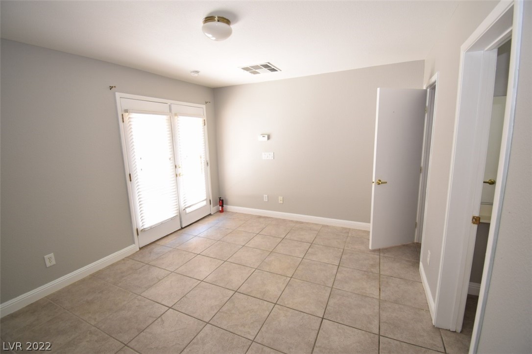 2289 Chestnut Ranch Avenue Henderson, NV 89052 - Photo 8 of 25 Gallery Image 8