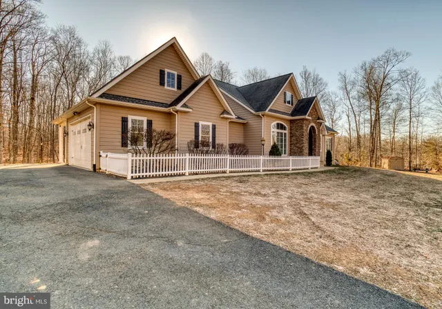 $1,055,000 | 15081 Kimber Lane, Culpeper, VA 22701