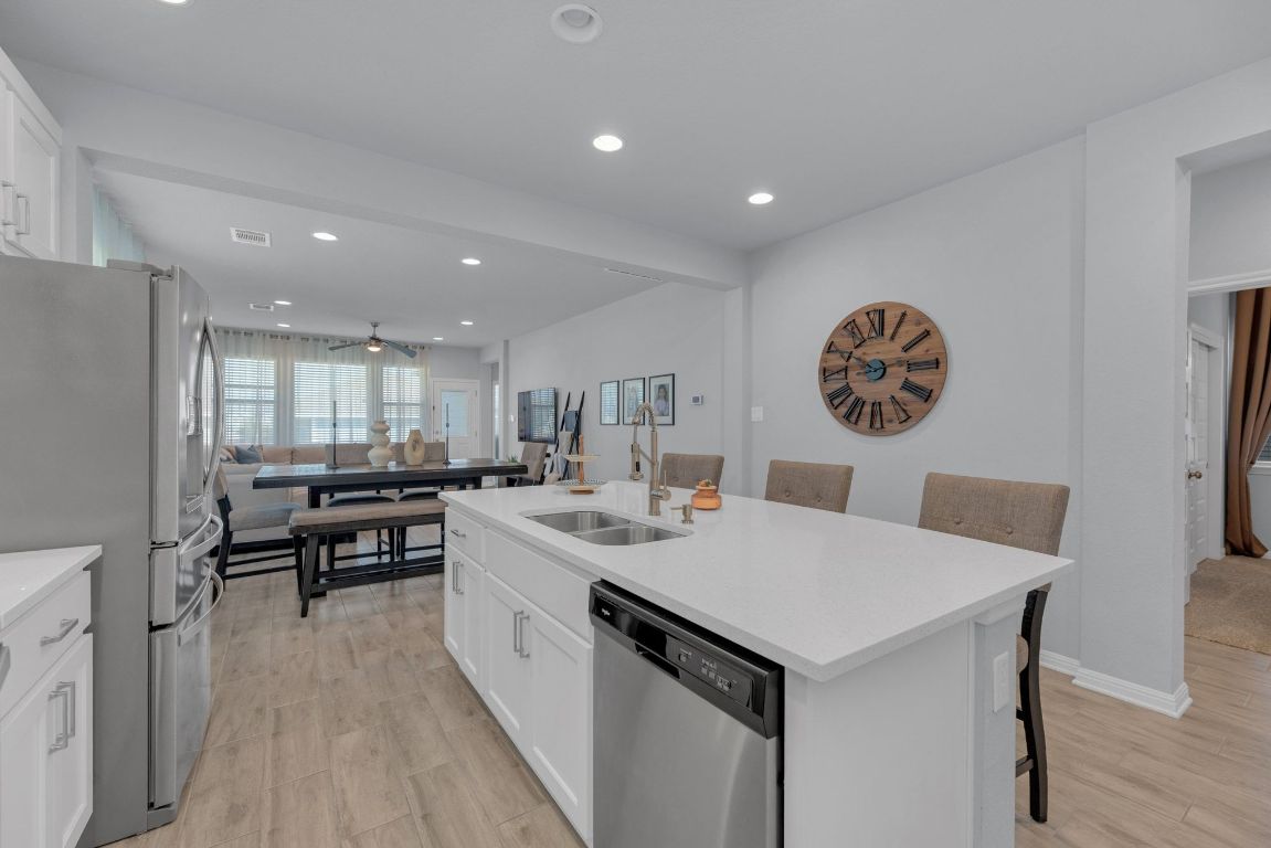 201 El Dorado Road Jarrell, TX 76537 - Photo 9 of 37