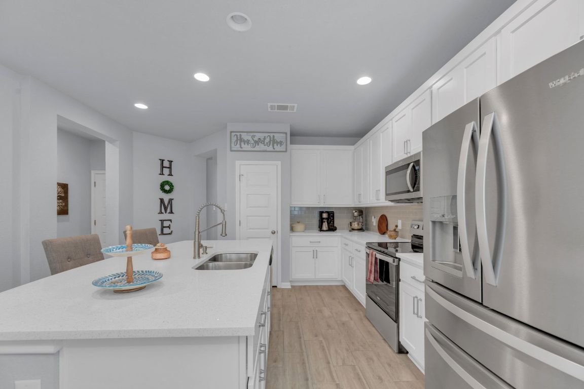 201 El Dorado Road Jarrell, TX 76537 - Photo 10 of 37