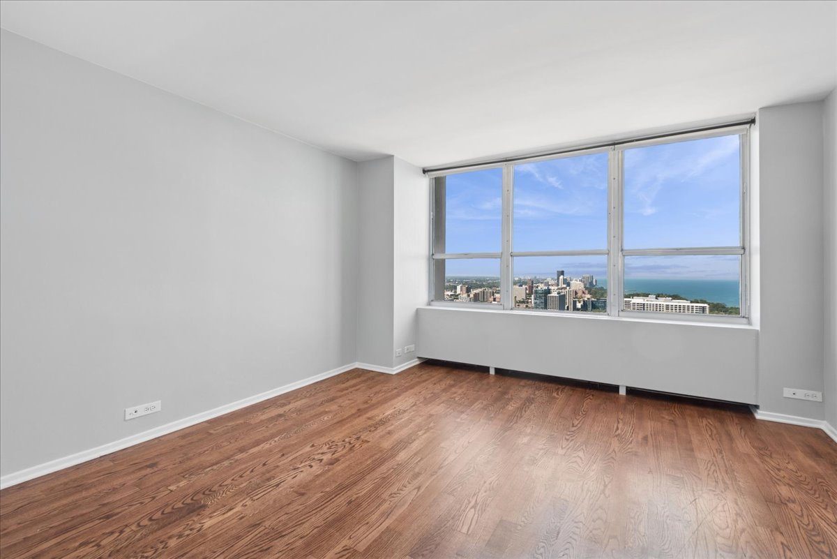 655 West Irving Park Road, Unit 4216 Chicago, IL 60613 - Photo 13 of 21 Gallery Image 13