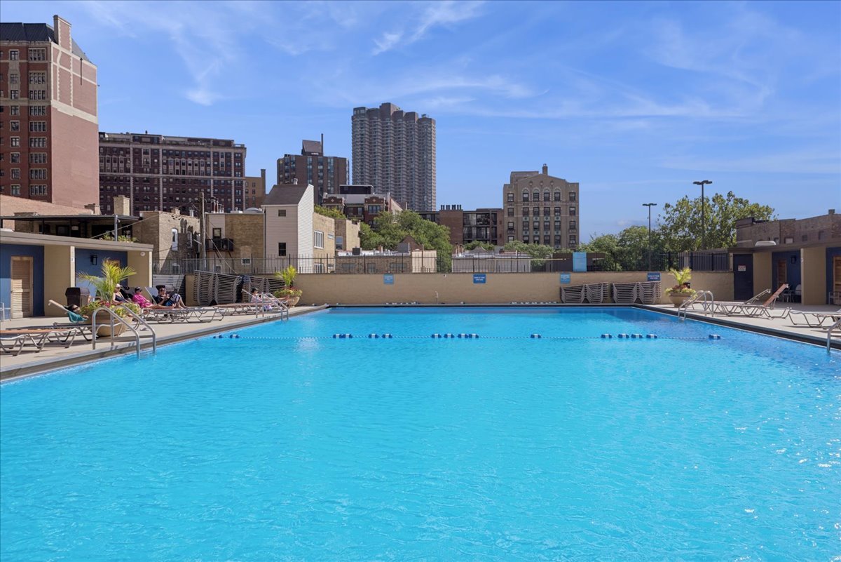 655 West Irving Park Road, Unit 4216 Chicago, IL 60613 - Photo 18 of 21 Gallery Image 18