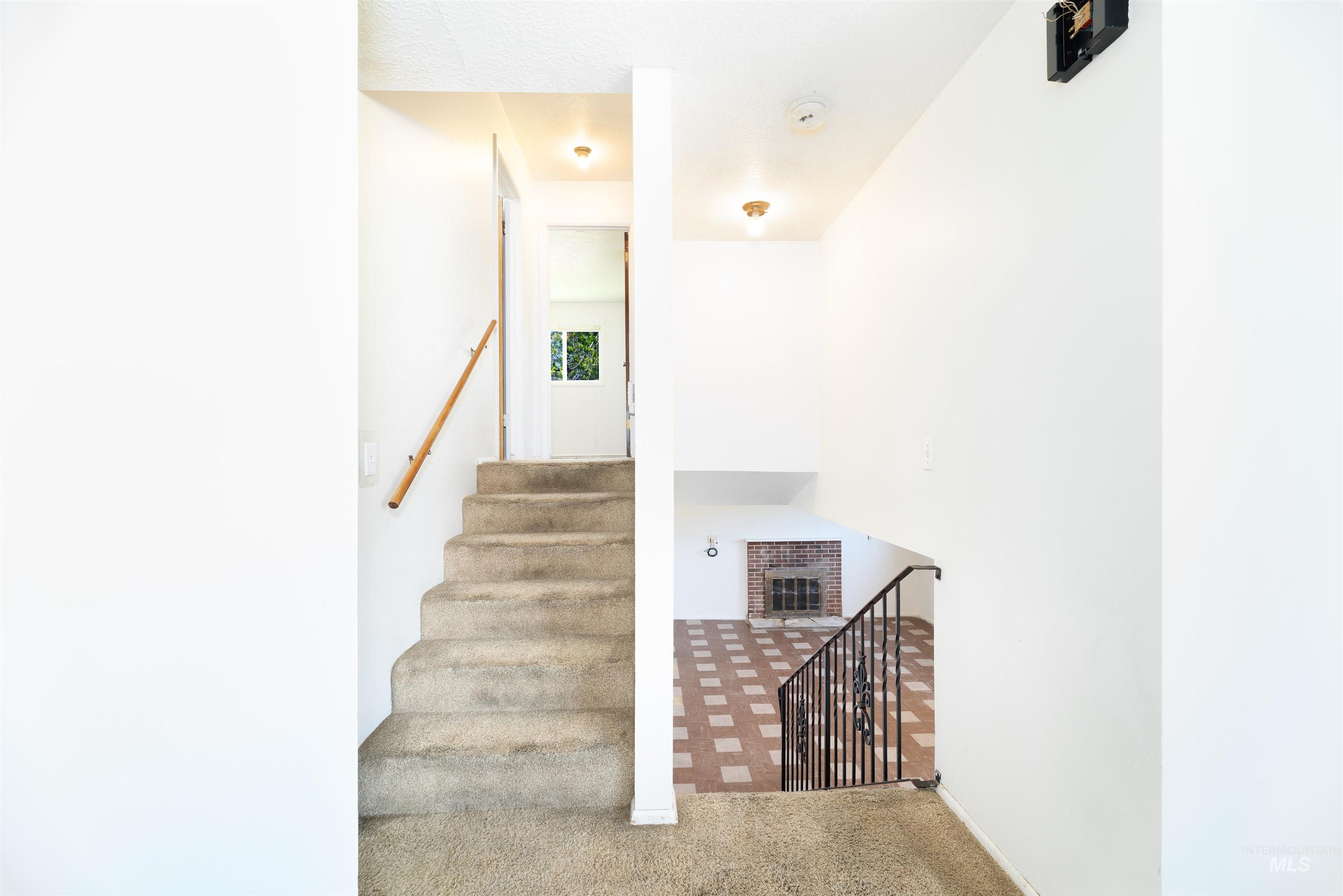 1811 North Maple Grove Road Boise, ID 83704 - Photo 9 of 33
