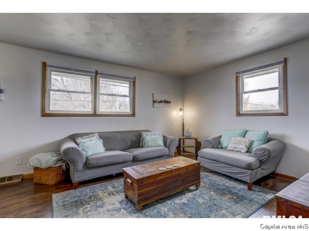 2234 East Ash Street Springfield, IL 62703 - Photo 3 of 16