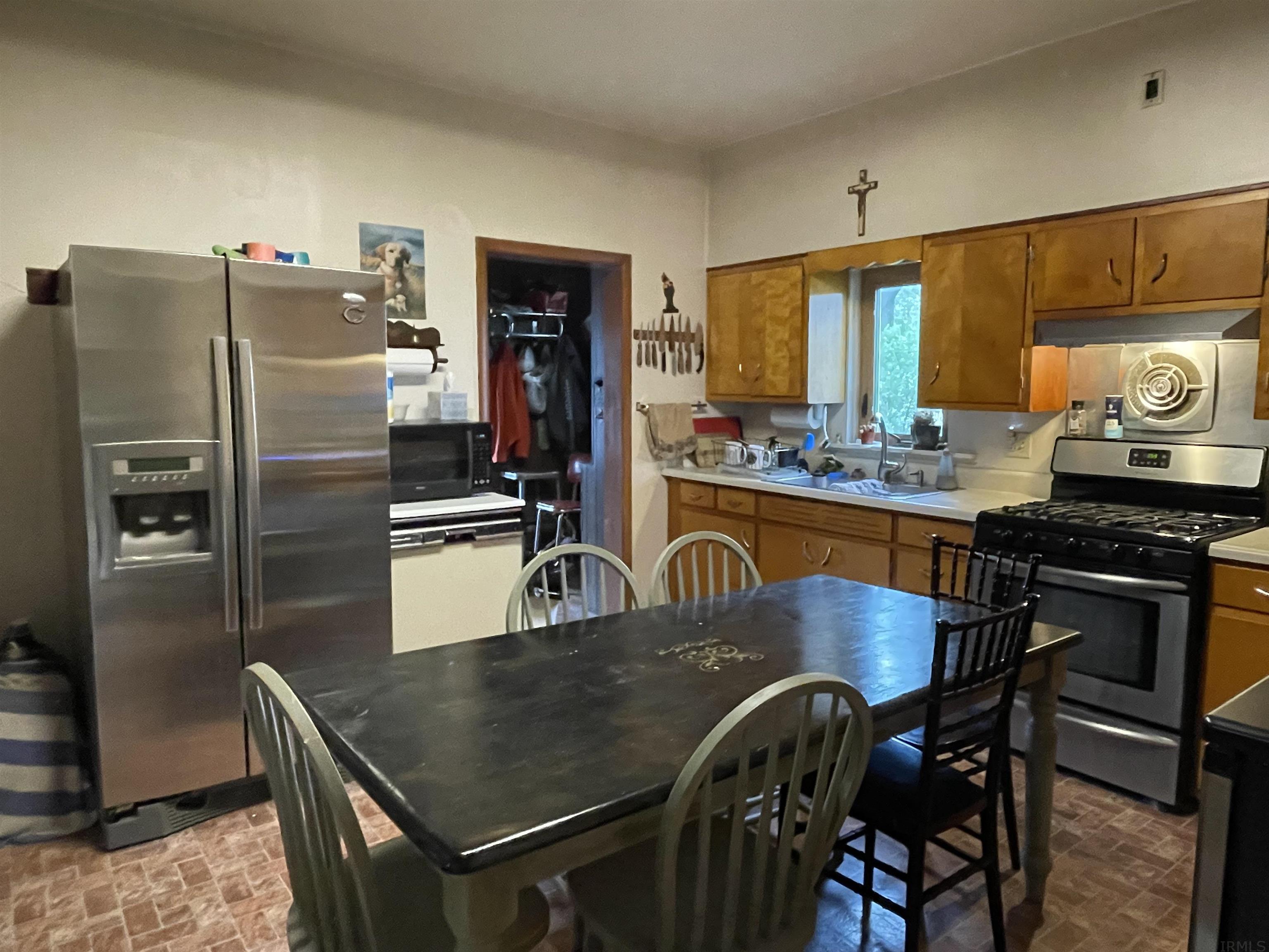1127 West Monroe Street Decatur, IN 46733 - Photo 3 of 23
