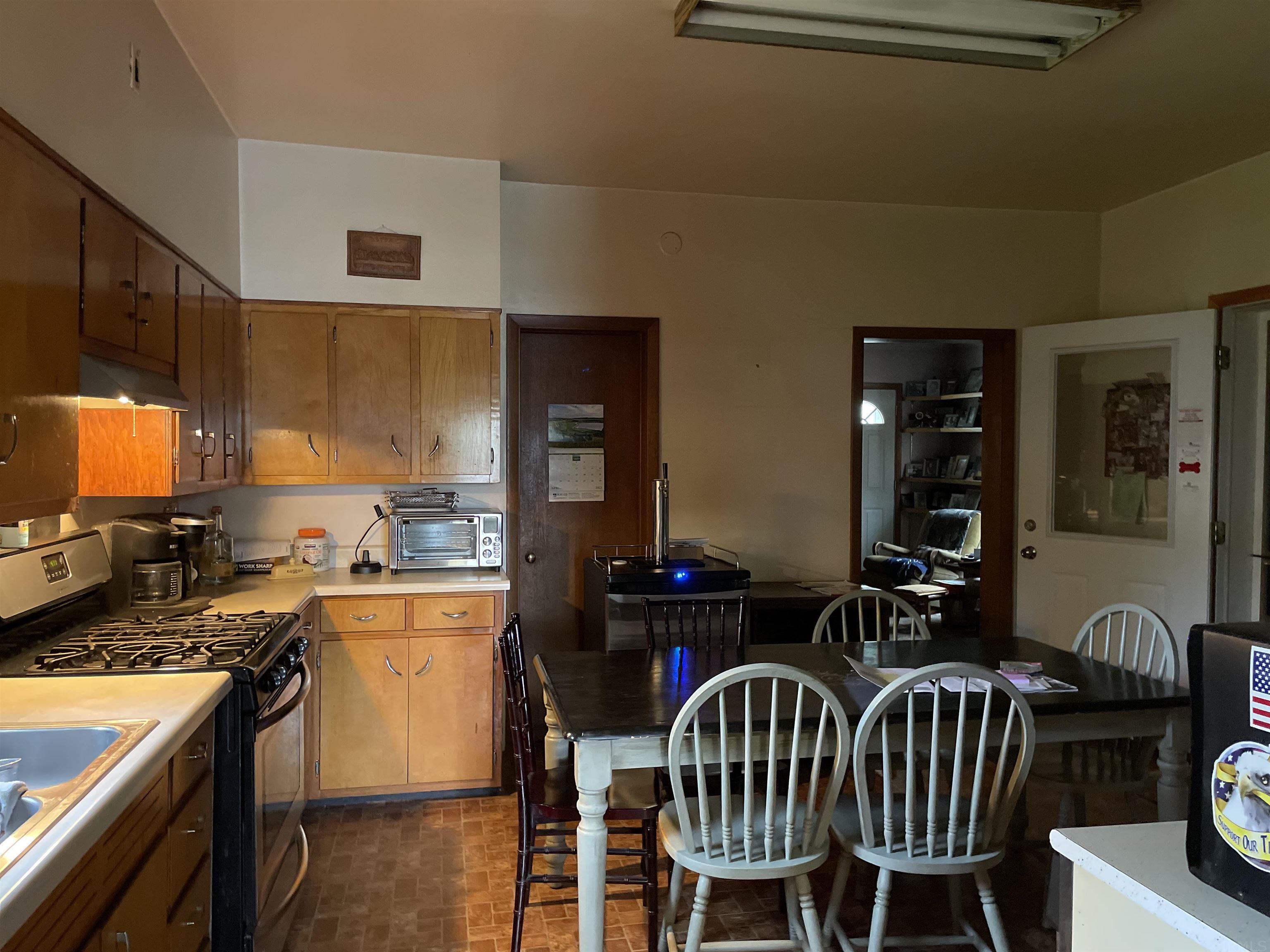 1127 West Monroe Street Decatur, IN 46733 - Photo 6 of 23
