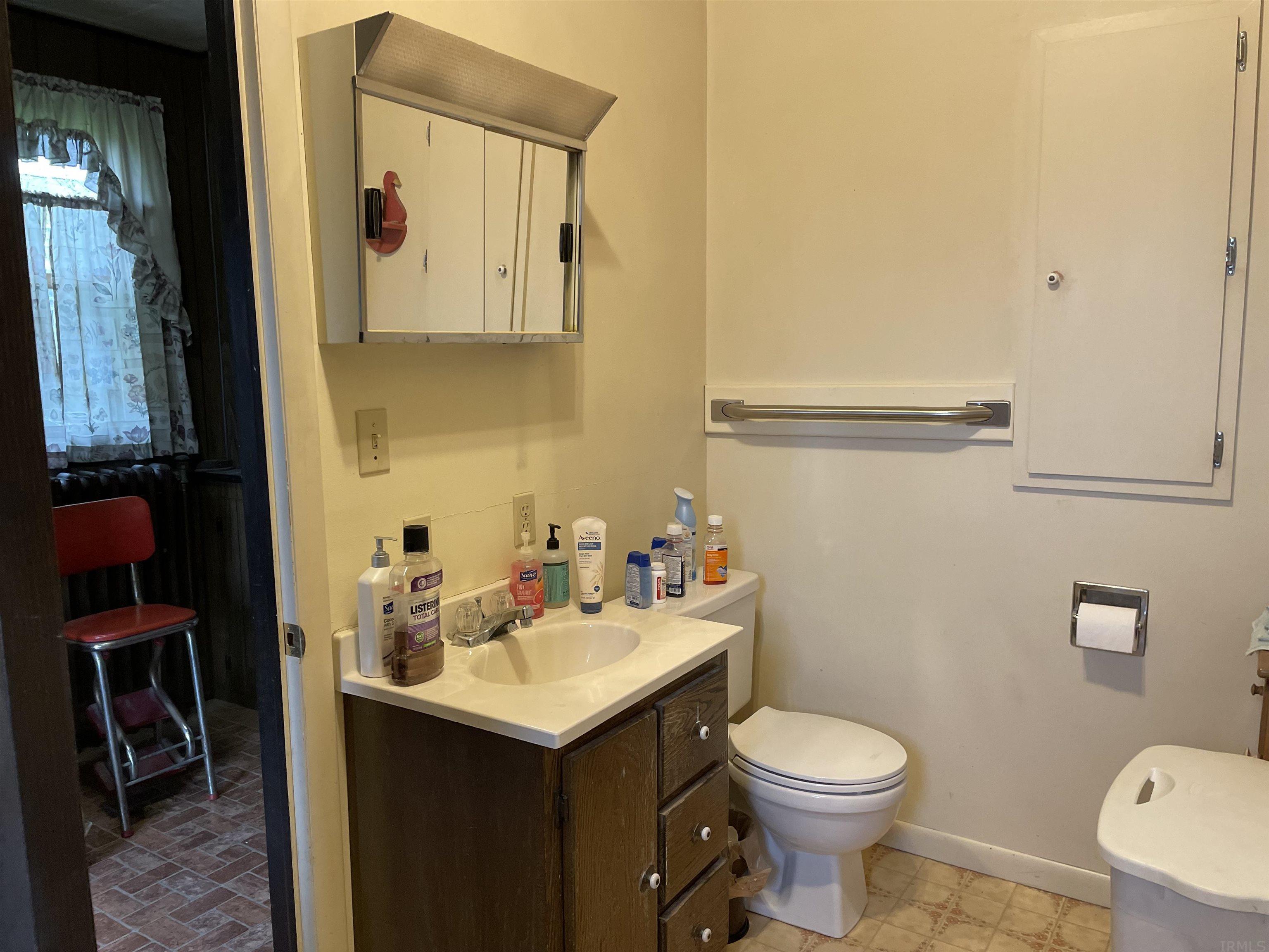 1127 West Monroe Street Decatur, IN 46733 - Photo 10 of 23