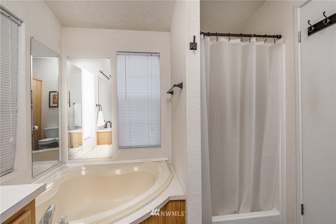 5180 Ridgeline Place Oak Harbor, WA 98277 - Photo 16 of 29 Gallery Image 16