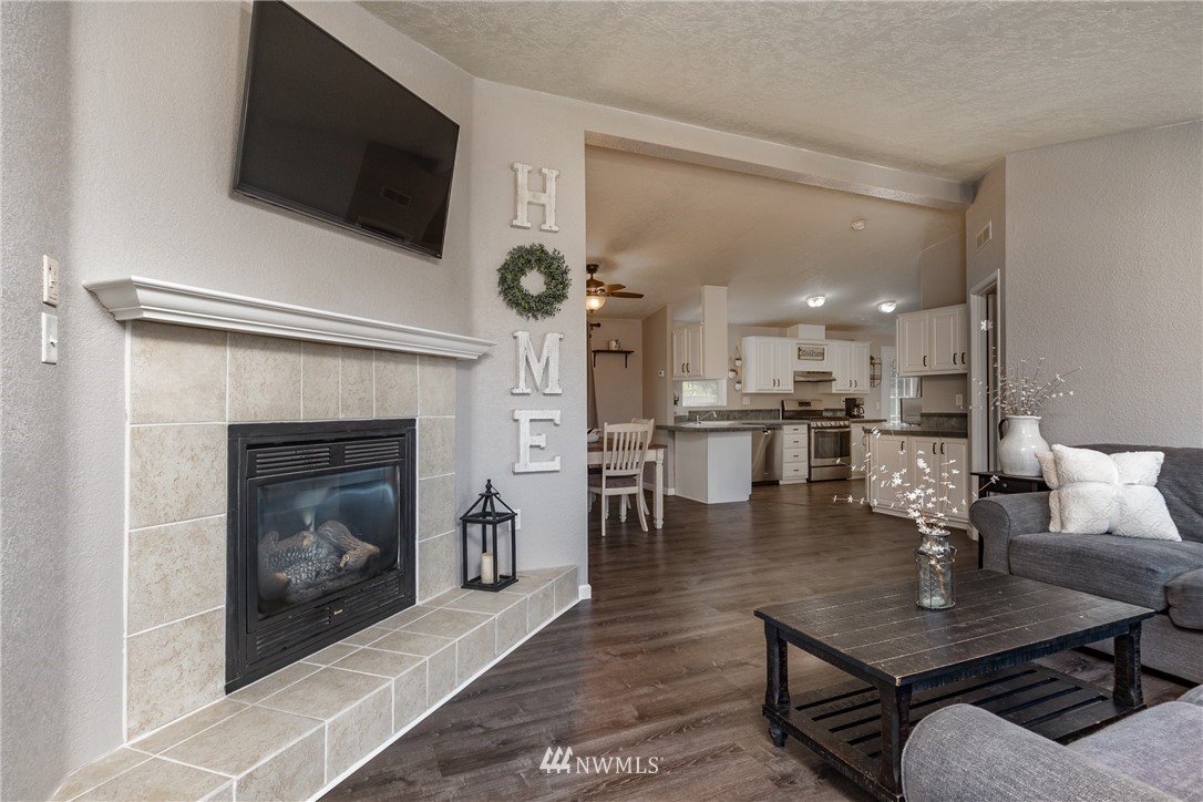 5180 Ridgeline Place Oak Harbor, WA 98277 - Photo 6 of 29 Gallery Image 6
