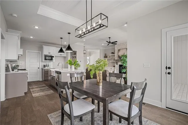 $679,950 | 19499 West 114th Terrace, Olathe, KS 66061