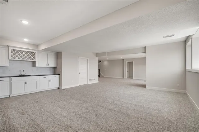 $679,950 | 19499 West 114th Terrace, Olathe, KS 66061