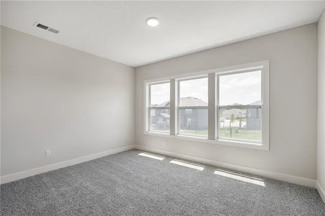 $679,950 | 19499 West 114th Terrace, Olathe, KS 66061