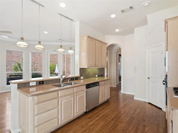 $570,000 | 1014 Ricci Court, Irving, TX 75062