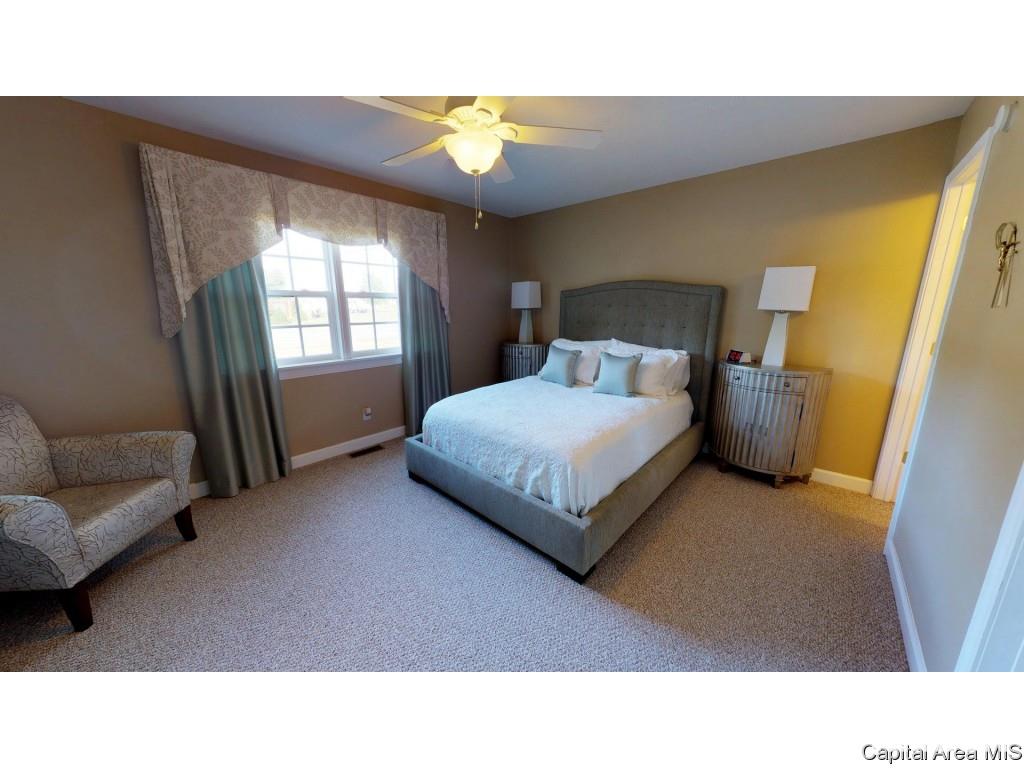 2 Golf Road Springfield, IL 62704 - Photo 12 of 36