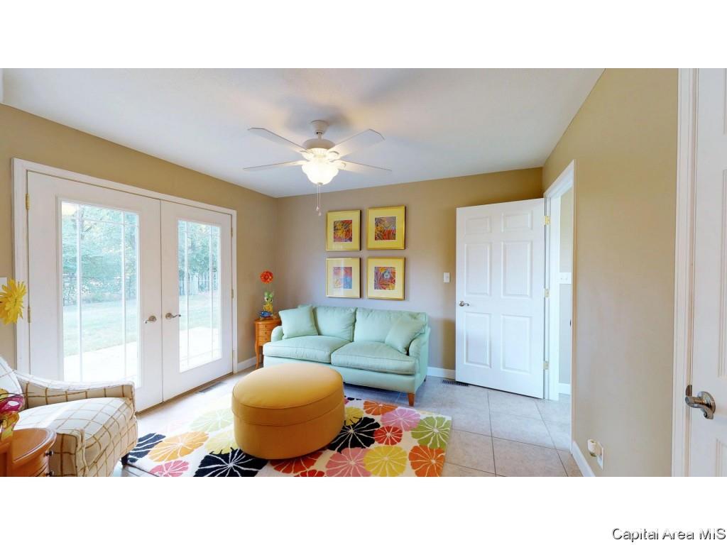 2 Golf Road Springfield, IL 62704 - Photo 25 of 36