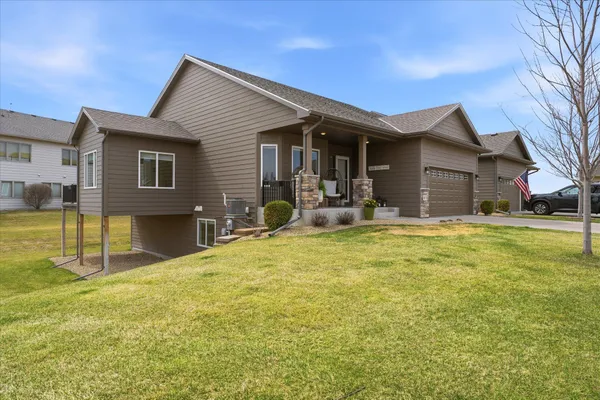 $445,000 | 10713 Settlers Lane, Hanover, MN 55341
