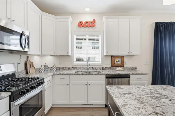 $445,000 | 10713 Settlers Lane, Hanover, MN 55341