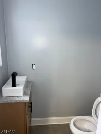$2,500 | 125 Alton Street, Elizabeth, NJ 07202