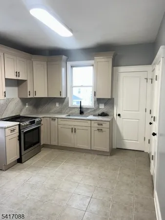 $2,500 | 125 Alton Street, Elizabeth, NJ 07202