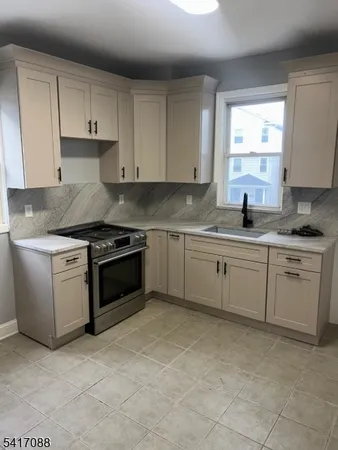 $2,500 | 125 Alton Street, Elizabeth, NJ 07202