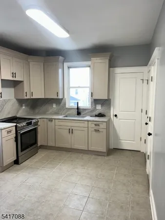 $2,500 | 125 Alton Street, Elizabeth, NJ 07202