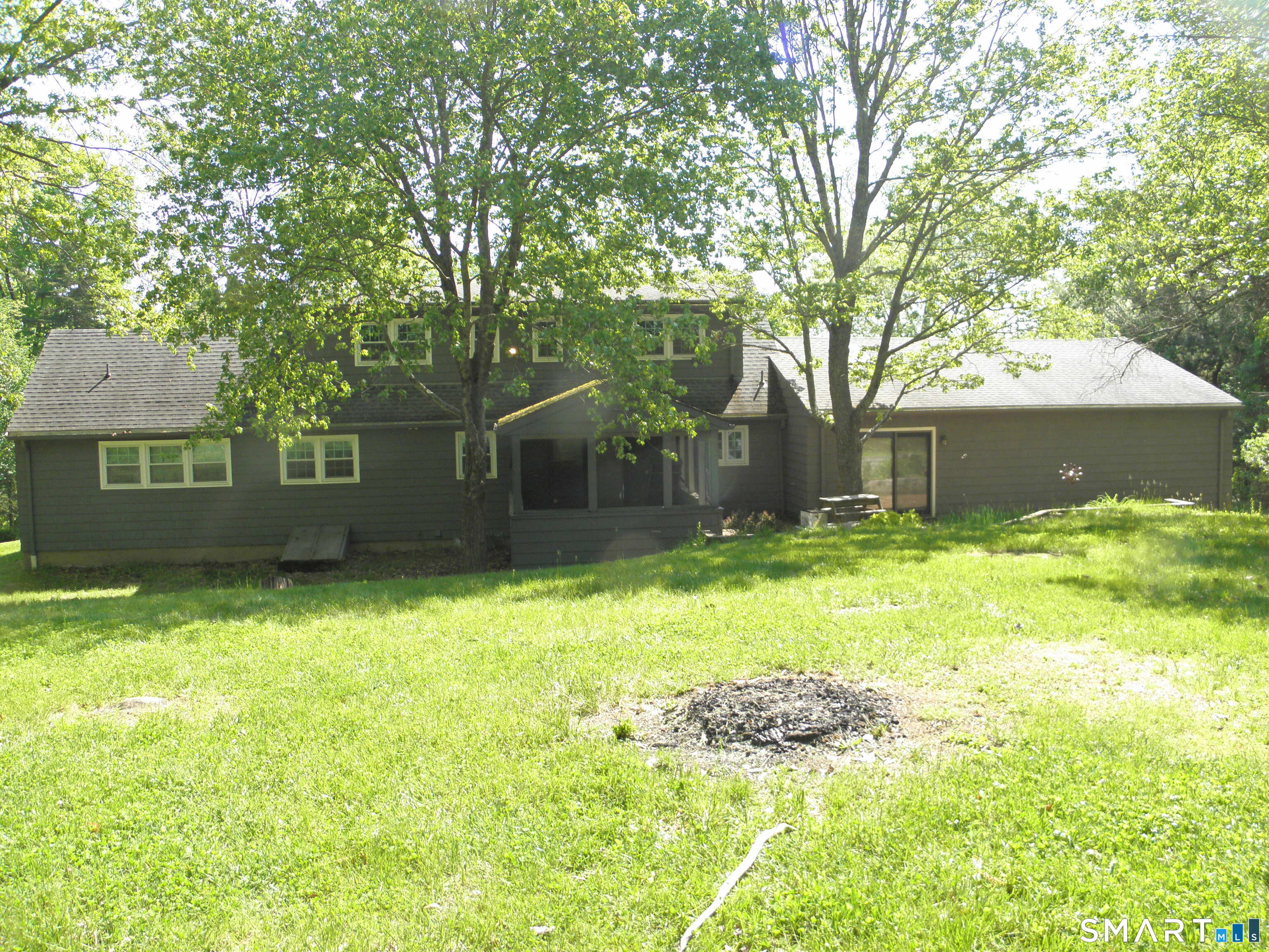 323 Jones Hollow Road Marlborough, CT 06447 - Photo 4 of 18