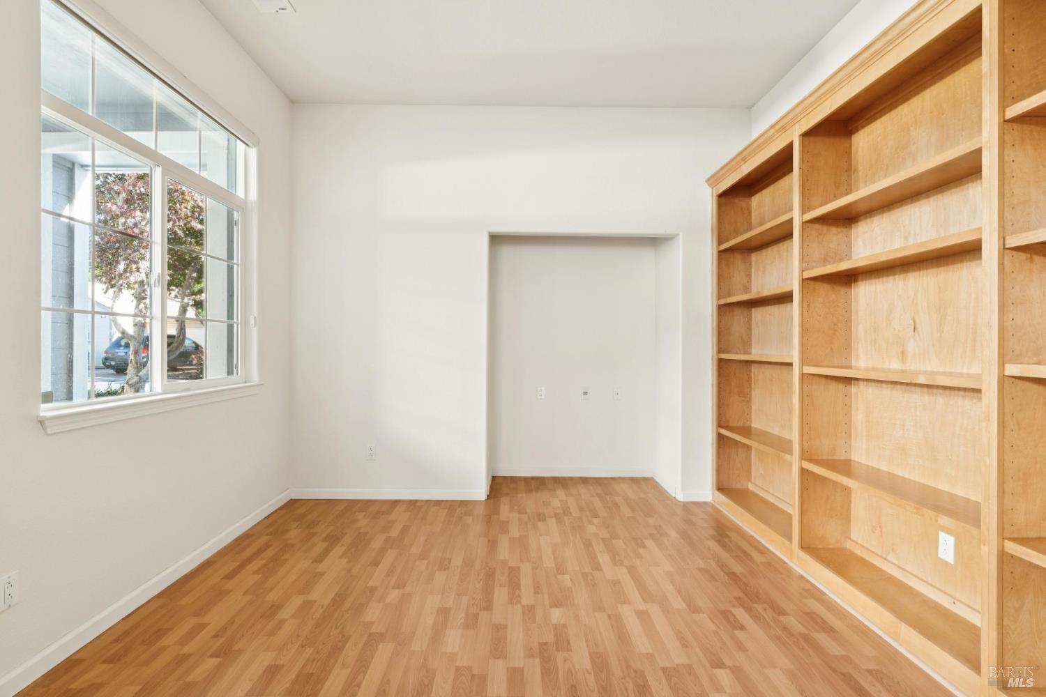 6471 Pine Valley Drive Santa Rosa, CA 95409 - Photo 21 of 48 a view of empty room with wooden floor and fan