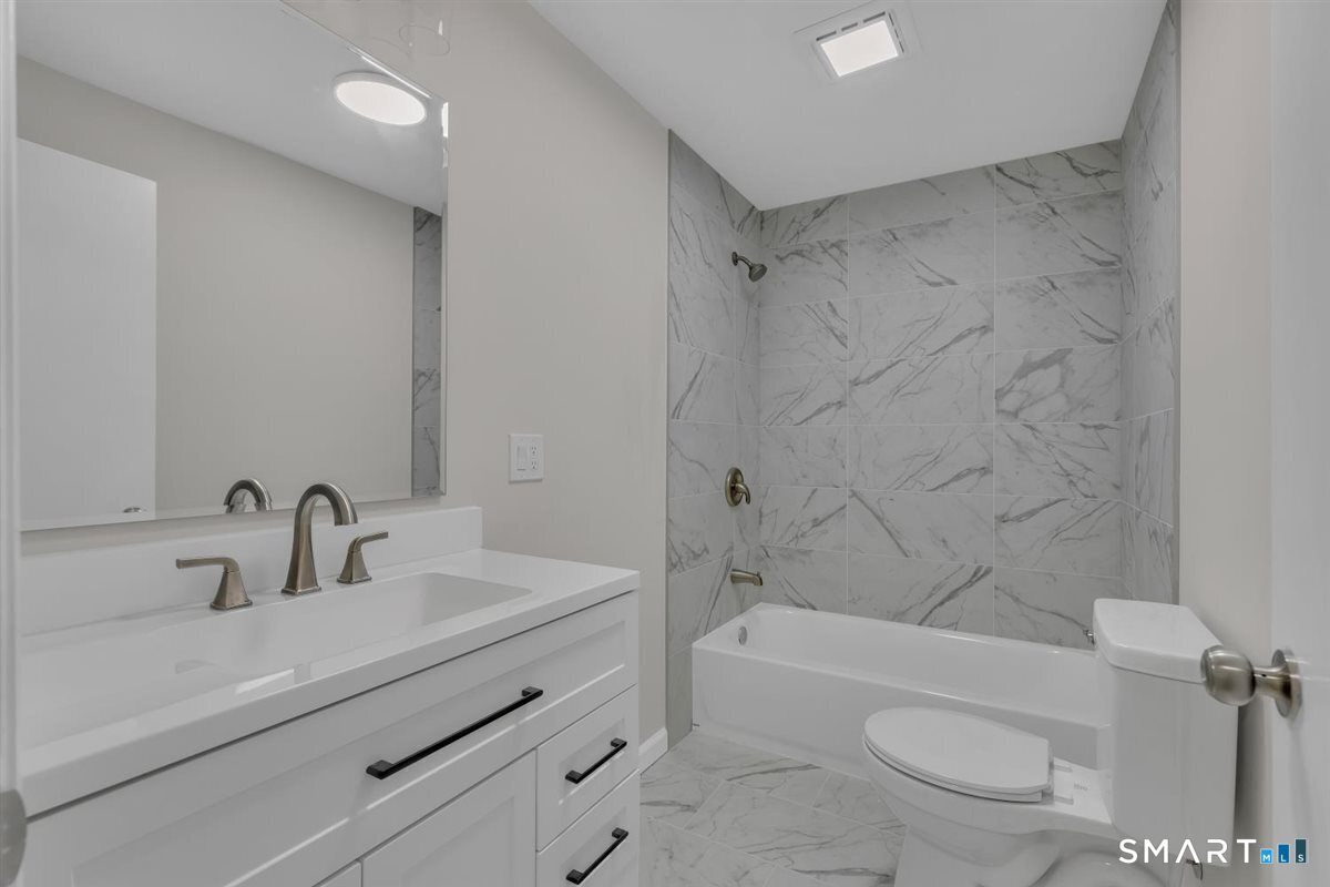 650 Manchester Road Glastonbury, CT 06033 - Photo 12 of 34 Gallery Image 12