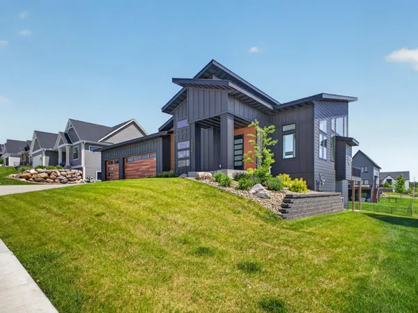 $899,900 | 3105 Century Ridge Road Northeast, Rochester, MN 55906