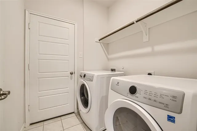 $430,000 | 2407 Siskiyou Street, Lewisville, TX 75056