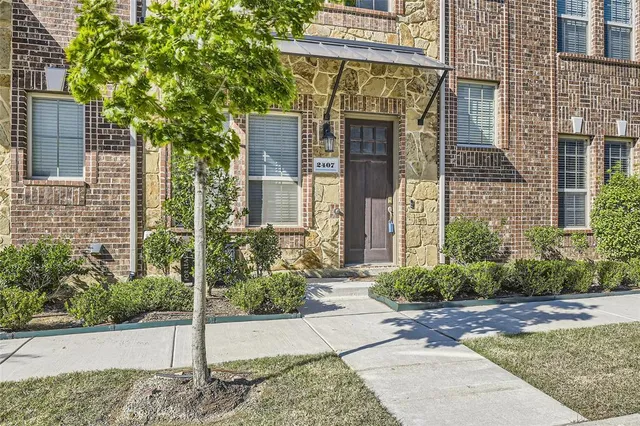 $430,000 | 2407 Siskiyou Street, Lewisville, TX 75056