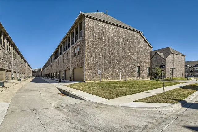 $430,000 | 2407 Siskiyou Street, Lewisville, TX 75056