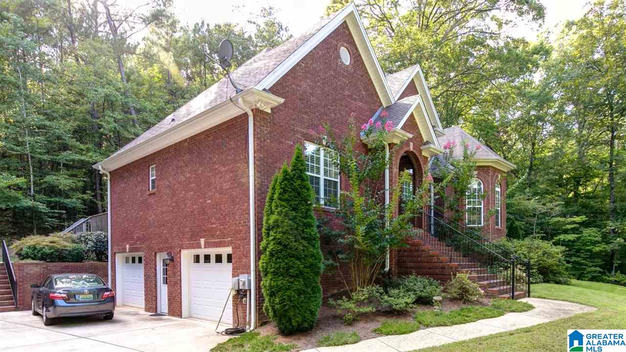 245 Vickie Drive Springville, AL 35146 - Photo 3 of 31