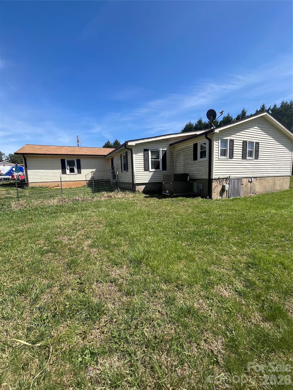 1021 Ebenezer Road Kannapolis, NC 28083 - Photo 2 of 32